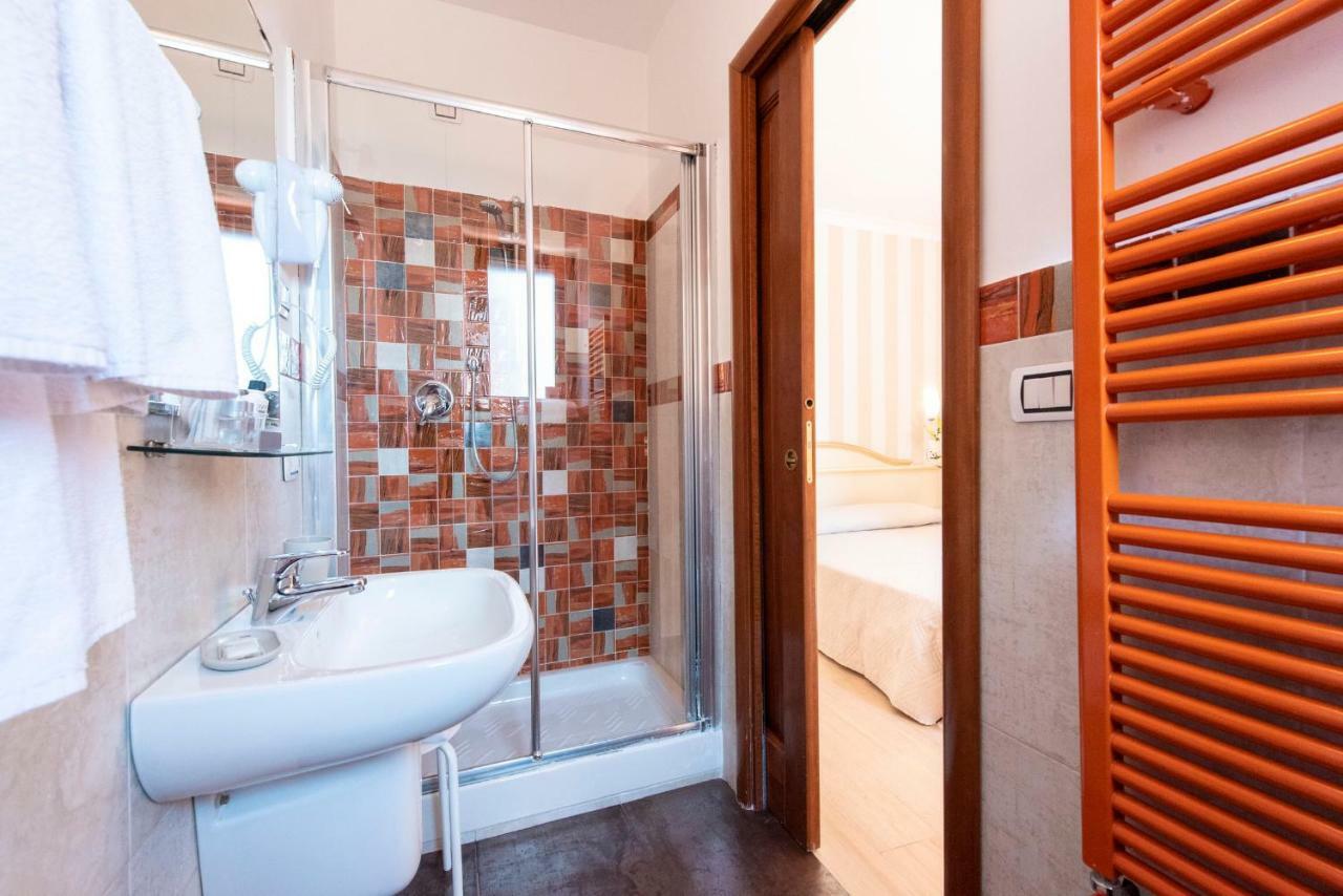La Suite Di San Pietro Rom Exterior foto
